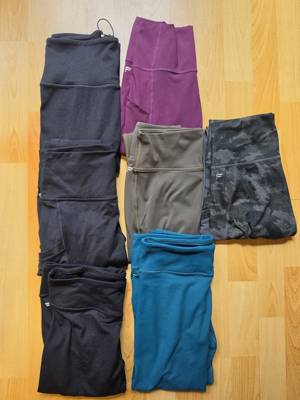 Fabletics Women's Active Leggings Bundle - Black, Purple, Teal, Olive, Camo